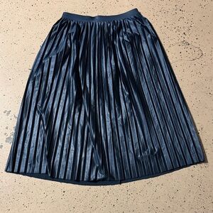 Topshop Metallic Black Pleated A-Line Skirt